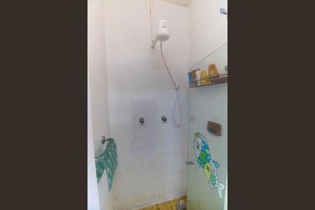 Casa à venda com 360m², 4 quartos e 4 vagasBanheiro 1