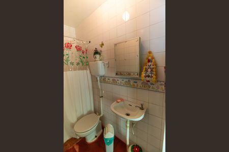 Casa à venda com 360m², 4 quartos e 4 vagasBanheiro de serviço