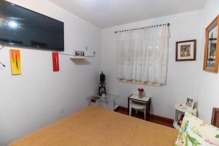 Casa à venda com 360m², 4 quartos e 4 vagasQuarto 2