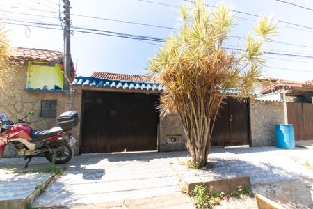 Casa à venda com 360m², 4 quartos e 4 vagasFachada