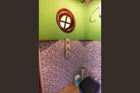 Casa à venda com 360m², 4 quartos e 4 vagasLavabo