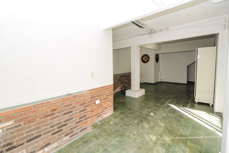 Casa à venda com 350m², 5 quartos e 2 vagas Casa à venda com 350m², 5 quartos e 2 vagasSala 2
