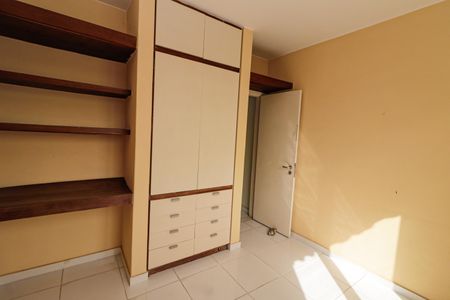 Casa à venda com 350m², 5 quartos e 2 vagas Casa à venda com 350m², 5 quartos e 2 vagasQuarto 3