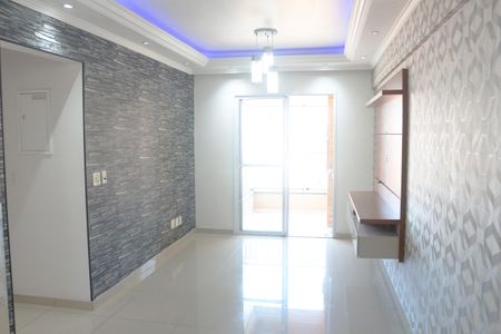 Sala de apartamento à venda com 2 quartos, 67m² em Olímpico, São Caetano do Sul