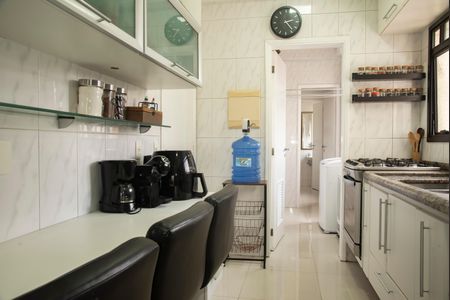 Apartamento à venda com 116m², 4 quartos e 3 vagasCozinha