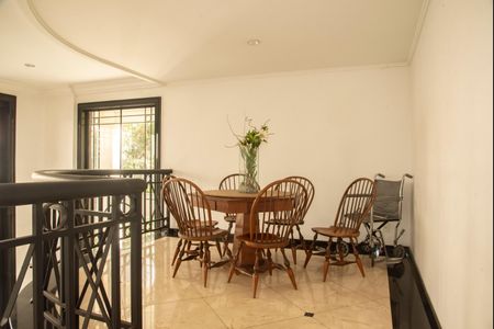 Apartamento à venda com 116m², 4 quartos e 3 vagasÁrea comum - Mezanino