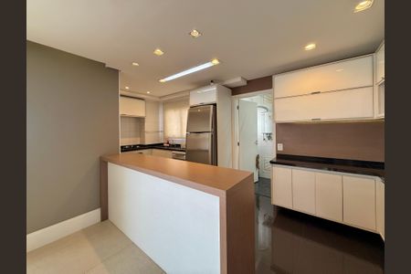 Apartamento à venda com 138m², 2 quartos e 2 vagas Apartamento à venda com 138m², 2 quartos e 2 vagasCozinha