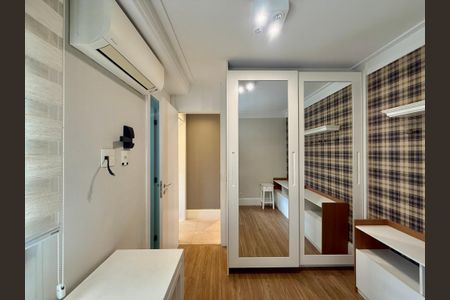 Apartamento à venda com 138m², 2 quartos e 2 vagas Apartamento à venda com 138m², 2 quartos e 2 vagasSuíte 1