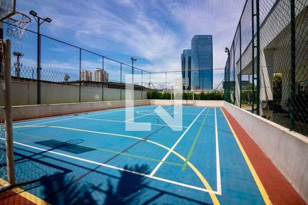 Apartamento à venda com 138m², 2 quartos e 2 vagas Apartamento à venda com 138m², 2 quartos e 2 vagasQuadra