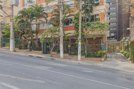 Apartamento à venda com 195m², 3 quartos e 1 vagaFachada