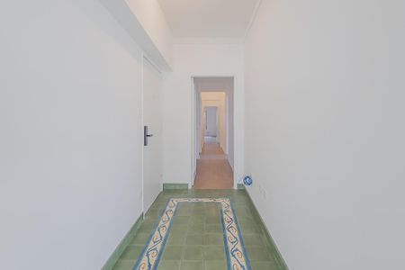Corredor de apartamento para alugar com 3 quartos, 195m² em Pinheiros, São Paulo