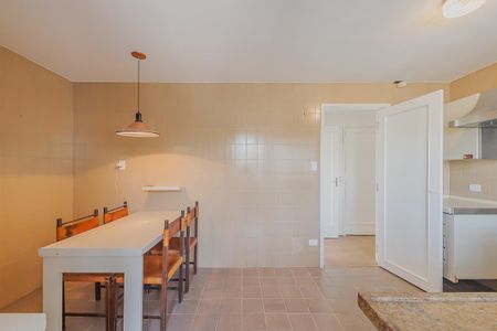 Apartamento à venda com 195m², 3 quartos e 1 vagaCozinha