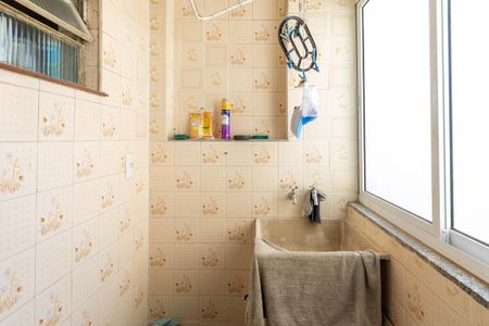 Apartamento à venda com 67m², 2 quartos e sem vaga Apartamento à venda com 67m², 2 quartos e sem vagaLavanderia