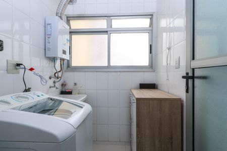 Apartamento à venda com 65m², 2 quartos e 1 vagaÁrea de Serviço