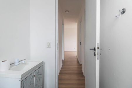 Apartamento para alugar com 44m², 2 quartos e 1 vaga Apartamento para alugar com 44m², 2 quartos e 1 vagaBanheiro Social
