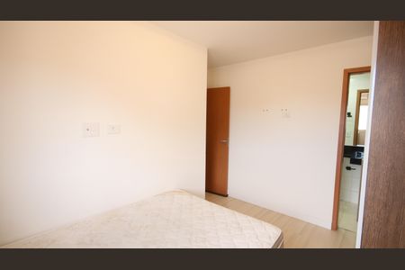 Suíte 1 de apartamento para alugar com 2 quartos, 55m² em Guilhermina, Praia Grande