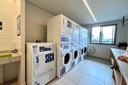 Studio à venda com 37m², 1 quarto e 1 vaga Studio à venda com 37m², 1 quarto e 1 vagaÁrea comum