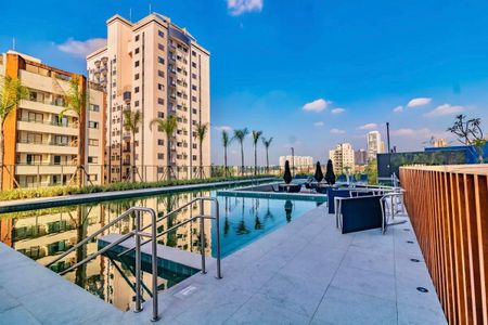 Studio à venda com 37m², 1 quarto e 1 vaga Studio à venda com 37m², 1 quarto e 1 vagaÁrea comum - Piscina