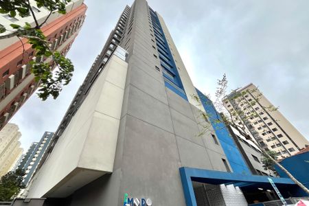 Studio à venda com 37m², 1 quarto e 1 vaga Studio à venda com 37m², 1 quarto e 1 vagaFachada