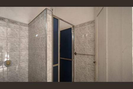 Casa à venda com 65m², 2 quartos e sem vaga Casa à venda com 65m², 2 quartos e sem vagaBanheiro Corredor