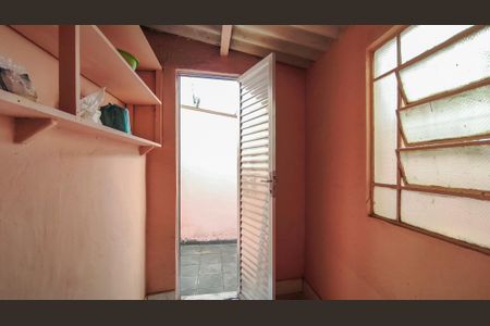 Casa à venda com 65m², 2 quartos e sem vaga Casa à venda com 65m², 2 quartos e sem vagaQuarto de Serviço