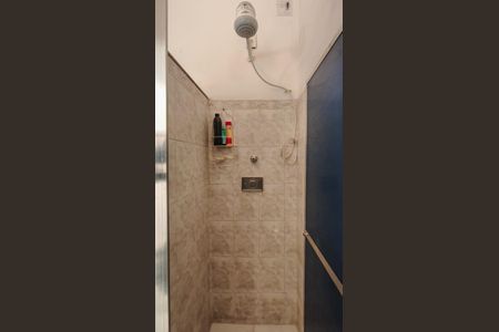 Casa à venda com 65m², 2 quartos e sem vaga Casa à venda com 65m², 2 quartos e sem vagaBanheiro Corredor