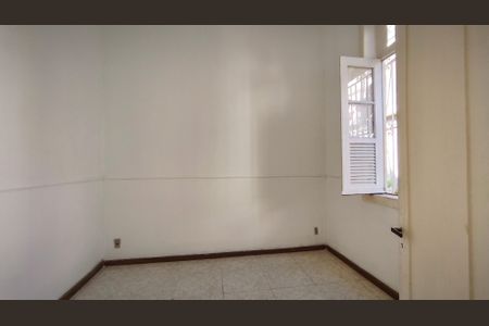 Casa à venda com 65m², 2 quartos e sem vaga Casa à venda com 65m², 2 quartos e sem vagaQuarto 1