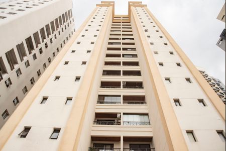 Apartamento para alugar com 80m², 3 quartos e 2 vagasFachada