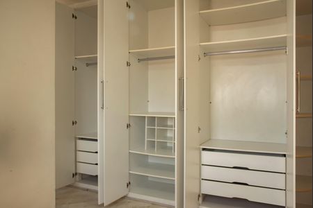 Apartamento para alugar com 80m², 3 quartos e 2 vagasSuíte