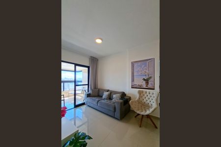 Sala de apartamento para alugar com 2 quartos, 73m² em Mirim, Praia Grande