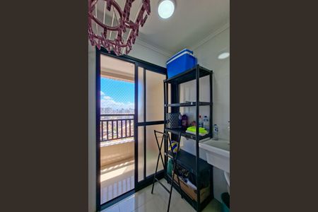 Apartamento para alugar com 73m², 2 quartos e 1 vaga Apartamento para alugar com 73m², 2 quartos e 1 vagaÁrea de Serviço