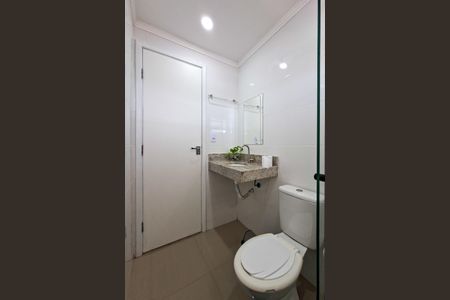 Apartamento para alugar com 73m², 2 quartos e 1 vaga Apartamento para alugar com 73m², 2 quartos e 1 vagaBanheiro da Suíte