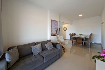 Apartamento para alugar com 73m², 2 quartos e 1 vaga Apartamento para alugar com 73m², 2 quartos e 1 vagaSala