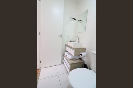 Apartamento à venda com 28m², 1 quarto e sem vaga Apartamento à venda com 28m², 1 quarto e sem vagaBanheiro Suíte