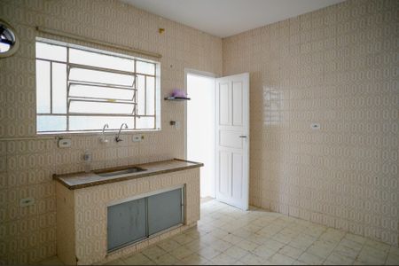 Casa à venda com 110m², 2 quartos e 1 vaga Casa à venda com 110m², 2 quartos e 1 vagaCozinha