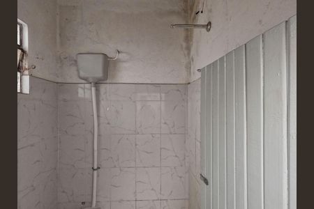 Banheiro de casa para alugar com 1 quarto, 90m² em Freguesia do Ó, São Paulo