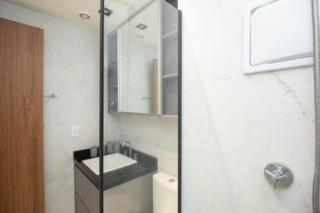 Studio à venda com 26m², 1 quarto e sem vaga Studio à venda com 26m², 1 quarto e sem vagaBanheiro