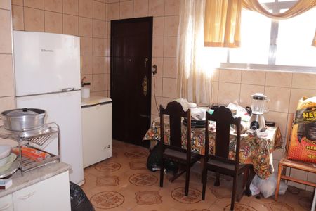 Apartamento à venda com 100m², 2 quartos e sem vagaCozinha