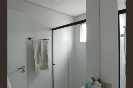 Apartamento à venda com 82m², 3 quartos e 2 vagasBanheiro Social