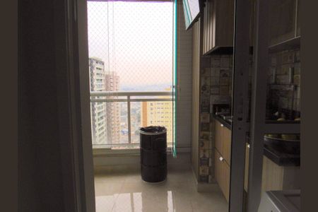 Apartamento à venda com 82m², 3 quartos e 2 vagasCozinha