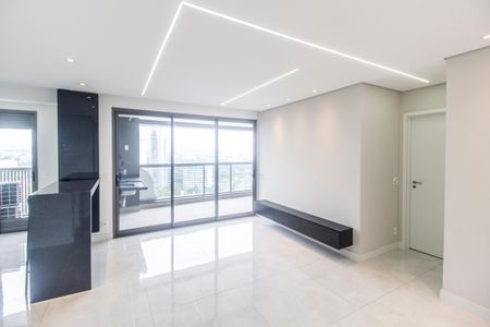 Sala  de apartamento para alugar com 2 quartos, 92m² em Alphaville Empresarial, Barueri