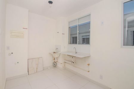 Apartamento à venda com 85m², 2 quartos e 1 vaga Apartamento à venda com 85m², 2 quartos e 1 vagaCozinha e Área de Serviço