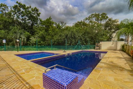 Apartamento à venda com 85m², 2 quartos e 1 vaga Apartamento à venda com 85m², 2 quartos e 1 vagaÁrea comum - Piscina