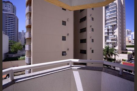 Sala - Varanda  de apartamento para alugar com 1 quarto, 45m² em Aclimação, São Paulo