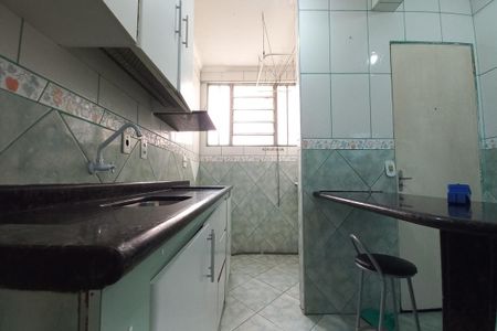 Apartamento à venda com 58m², 2 quartos e 1 vagaCozinha