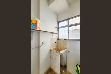 Apartamento à venda com 70m², 2 quartos e 1 vaga Apartamento à venda com 70m², 2 quartos e 1 vagaÁrea de Serviço