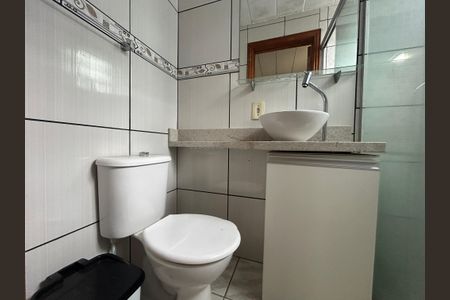 Apartamento à venda com 48m², 2 quartos e 1 vaga Apartamento à venda com 48m², 2 quartos e 1 vagaBanheiro