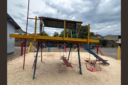 Apartamento à venda com 48m², 2 quartos e 1 vaga Apartamento à venda com 48m², 2 quartos e 1 vagaÁrea comum - Playground