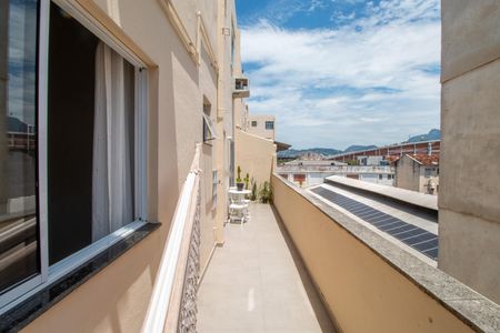 Apartamento à venda com 56m², 1 quarto e sem vagaVaranda