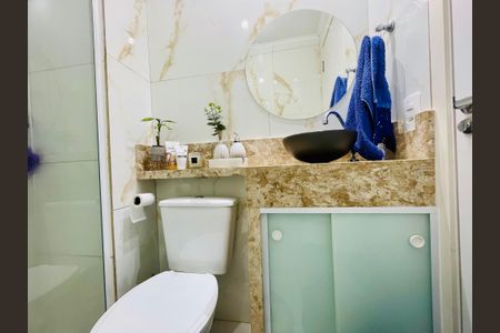 Apartamento à venda com 36m², 2 quartos e sem vaga Apartamento à venda com 36m², 2 quartos e sem vagaBanheiro